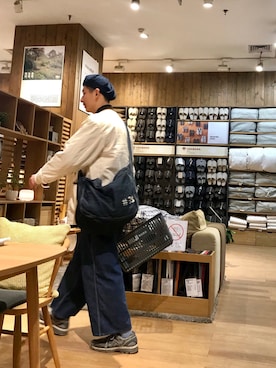 「MUJI」｜「アイテム（キャスケット）」を使った、二百狗Vintageさん（メンズ・180cm）の冬コーディネート