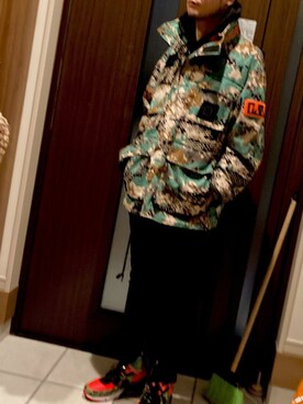 「DIESEL（ディーゼル）のアイテム（その他アウター）」を使った、Lil' 44さん（メンズ・175cm）の冬コーディネート