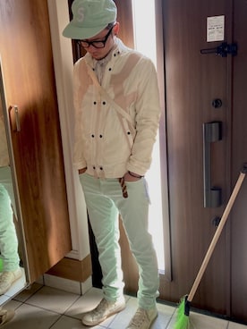 「DIESEL（ディーゼル）のアイテム（ナイロンジャケット）」を使った、Lil' 44さん（メンズ・175cm）の冬コーディネート