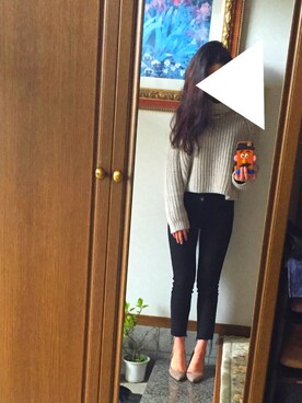 「UNIQLO（ユニクロ）のWOMEN ウルトラストレッチジーンズ（デニムパンツ）」を使った、さおりんさん（レディース・159cm）の冬コーディネート