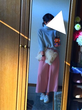 「OZOC（オゾック）のアイテム（クラッチバッグ）」を使った、さおりんさん（レディース・159cm）の冬コーディネート