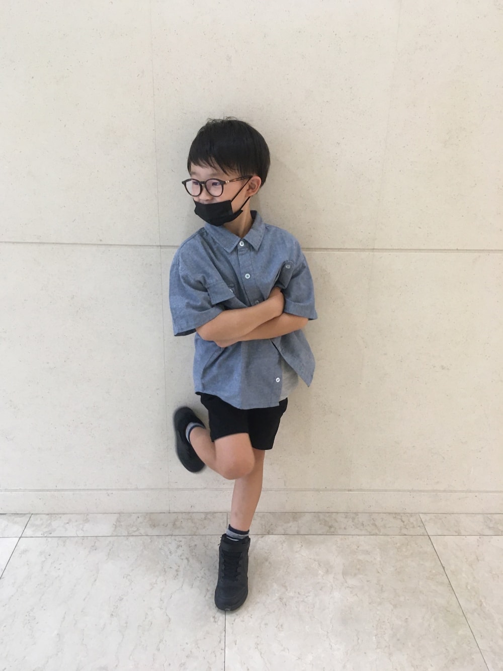 「夏、シャツスタイル、キッズファッション、男の子、休日コーデ、kids、ショートパンツ、おしゃれさんと繋がりたい」｜「CIAOPANIC TYPYの【KIDS】アソートファブリック シャツ（シャツ/ブラウス、ブルー系）」を使った、あちゃさんさん（キッズ・120cm）の夏コーディネートの1枚目の写真