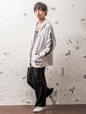 「フード」｜REONさん（メンズ・173cm）の冬コーディネート