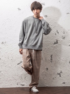 「MinoriTY（マイノリティ）のアイテム（スウェット）」を使った、REONさん（メンズ・173cm）の冬コーディネート