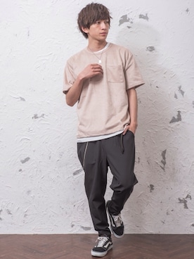 「アイテム（その他トップス）」を使った、REONさん（メンズ・173cm）の春コーディネート