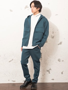 「アイテム（パーカー、グリーン系）」を使った、REONさん（メンズ・173cm）の春コーディネート