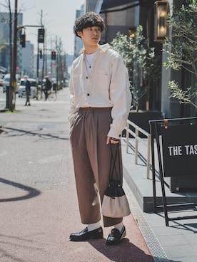 「SENSE OF PLACE by URBAN RESEARCH（センスオブプレイスバイアーバンリサーチ）のアイテム（その他アウター）」を使った、三木 克海さん（メンズ・175cm）の春コーディネート