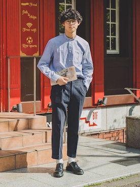 「MACKINTOSH PHILOSOPHY（ﾏｯｷﾝﾄｯｼｭ ﾌｨﾛｿﾌｨｰ）のアイテム」を使った、三木 克海さん（メンズ・175cm）の春コーディネート