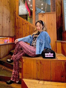 「ロックコーデ」｜「アイテム（デニムジャケット）」を使った、Kiminoさん（レディース・154cm）の秋コーディネート