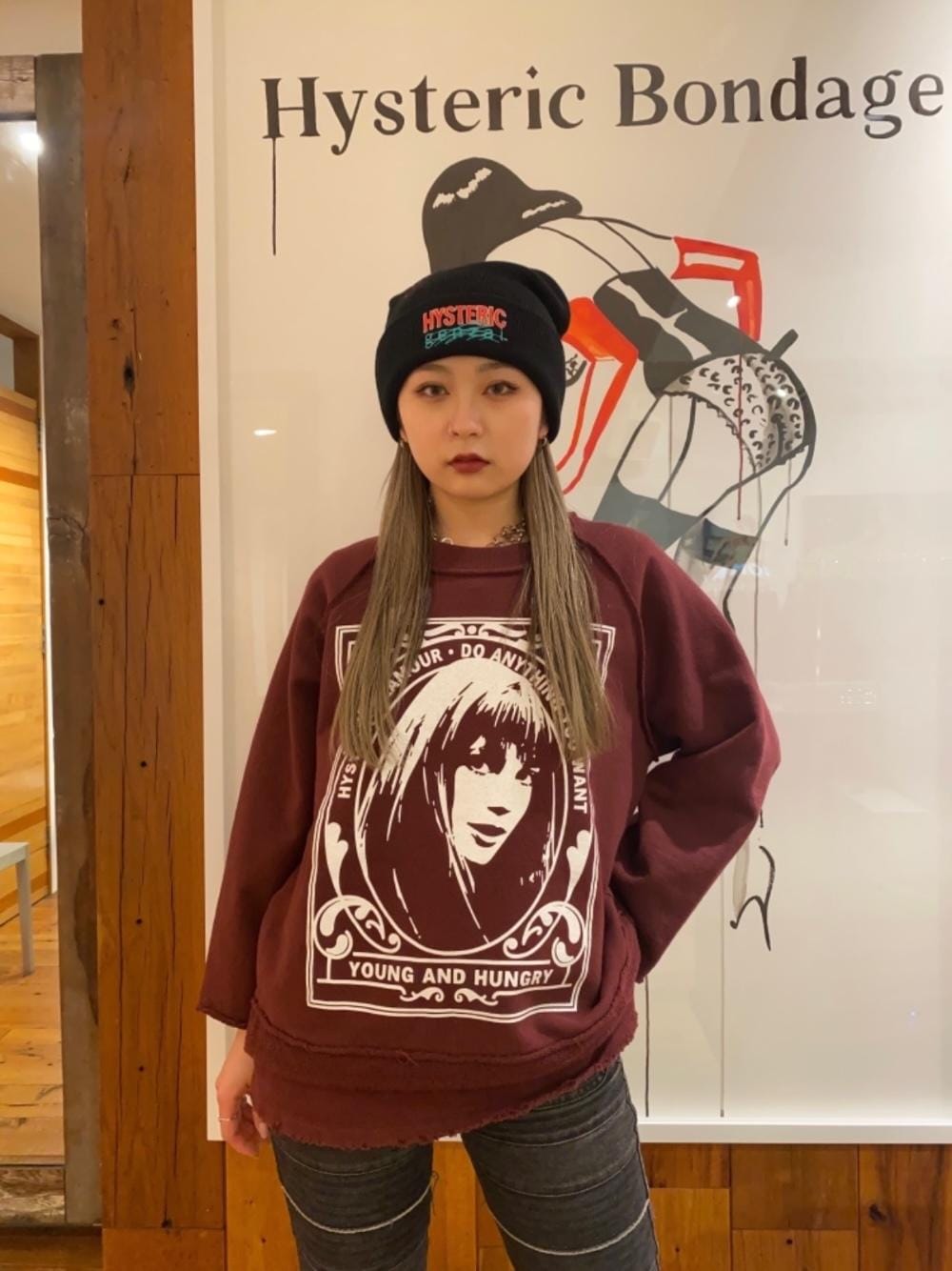 HYSTERIC GLAMOUR - ヒステリックグラマー PAINTING GIRL オーバーサイズスウェット HYSTERIC GLAMOUR（ヒステリックグラマー）の「PAINTING GIRL オーバー