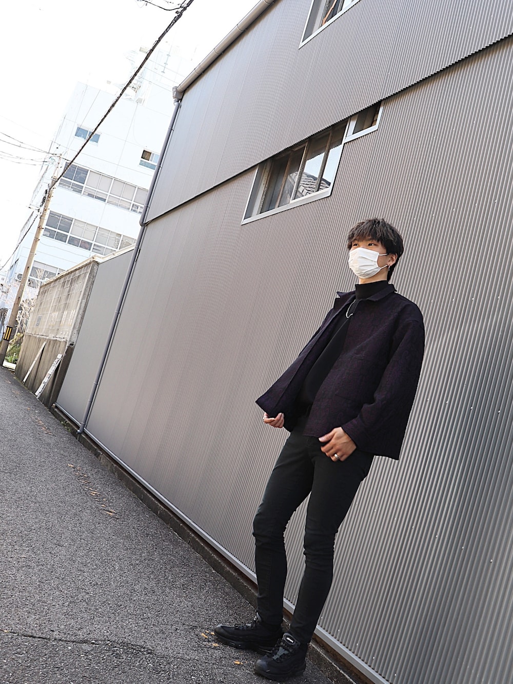 「休日コーデ、スニーカー、おしゃれさんと繋がりたい、高身長コーデ、パンツコーデ、GU、HARE、RAGEBLUE」｜「HAREのジャガードシャツブルゾン(HARE)（シャツ/ブラウス、パープル系）」を使った、あんくまさん（レディース・163cm）の春コーディネートの1枚目の写真