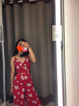 「アイテム（つなぎ/オールインワン、レッド系）」を使った、涩琪的小屋屋さん（レディース・159cm）の夏コーディネート