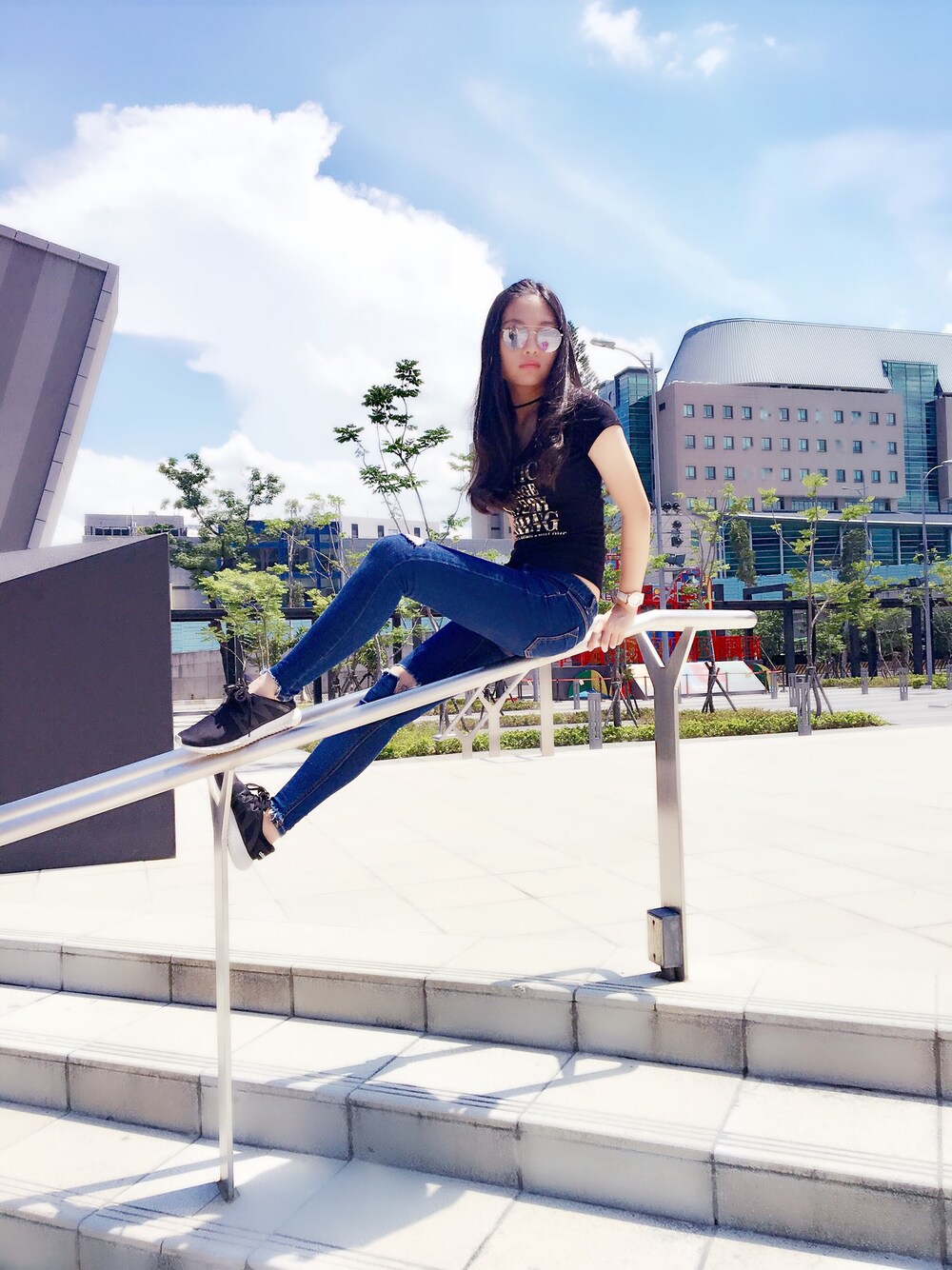 「nice weather、summer、FOREVER 21、adidas、MORGAN、followme」｜「FOREVER 21のアイテム（デニムパンツ、ブルー系）」を使った、Patricia Linさん（レディース・165cm）の夏コーディネートの1枚目の写真