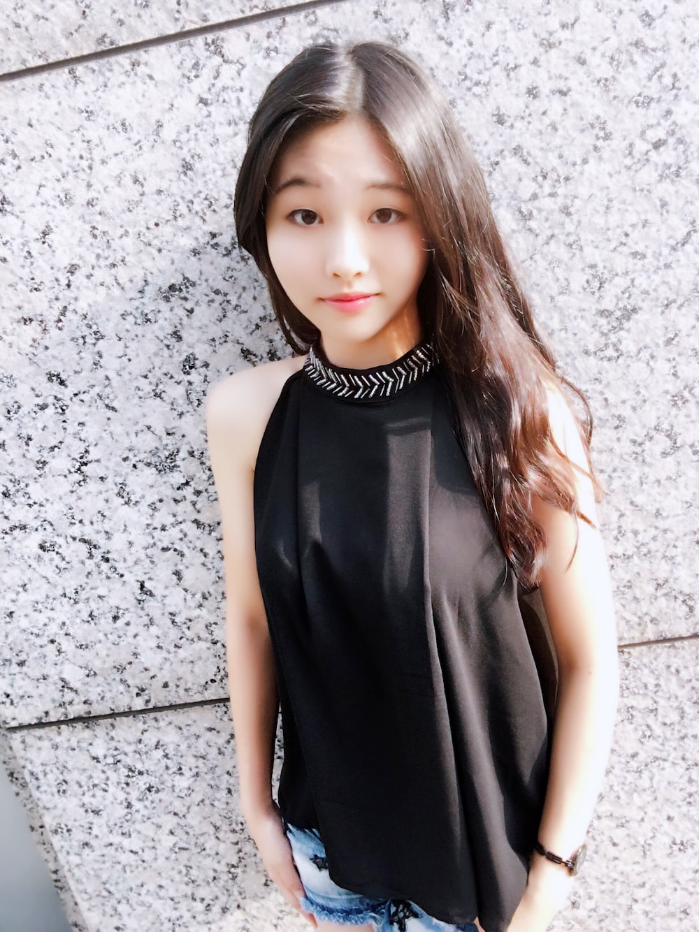 「follow、airspace、black、top、summer、casual、popular、hot」｜「AIR SPACEのアイテム（その他トップス、ブラック系）」を使った、Patricia Linさん（レディース・165cm）の夏コーディネートの1枚目の写真