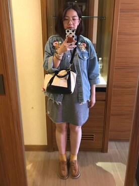 「roots（ルーツ）のアイテム」を使った、Carol Wuさん（レディース・165cm）の春コーディネート