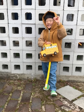 「Smoothy（スムージー）のアイテム（ジャケット/アウター）」を使った、よつばと葉さん（キッズ・100cm）の冬コーディネート