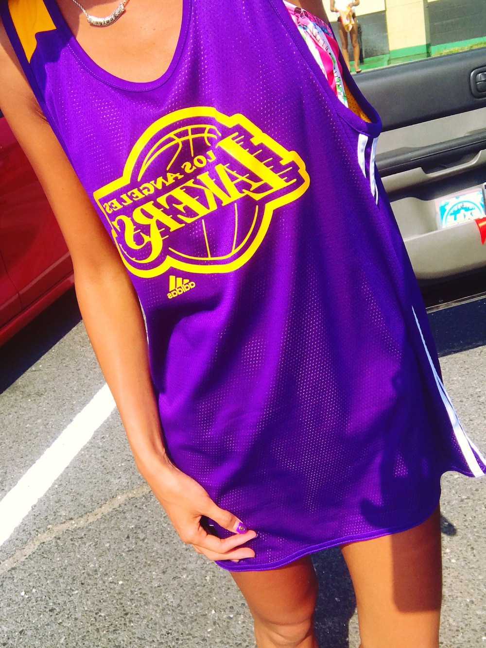 「ゲームシャツ、Lakers」｜「adidasのアイテム（トップス、パープル系）」を使った、Dechimaruさん（レディース・165cm）の夏コーディネートの1枚目の写真