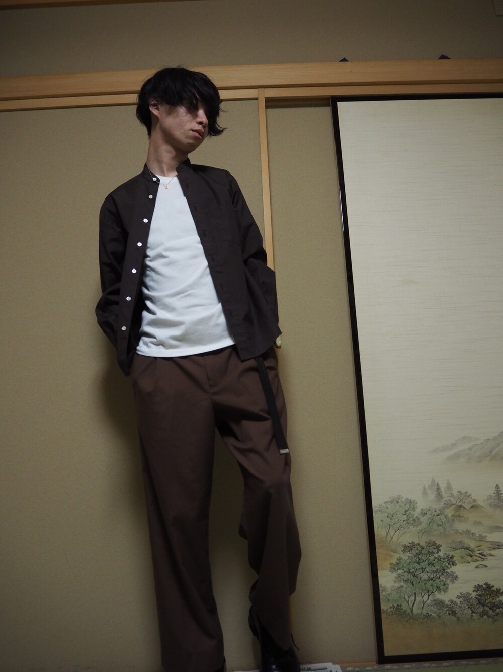 「green label relaxingのSC GLR LTHR LONG 25 ベルト（ベルト、ブラック系）」を使った、tkさん（メンズ・169cm）の春コーディネートの1枚目の写真