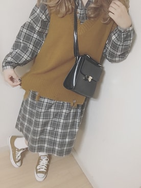 「H&M（エイチ・アンド・エム）のアイテム（ベスト）」を使った、유사さん（レディース・163cm）の秋コーディネート