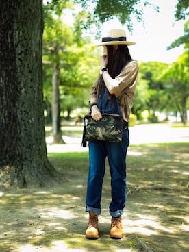 「BLISS POINT（ブリスポイント）のアイテム（クラッチバッグ）」を使った、coco@さん（レディース・162cm）の夏コーディネート