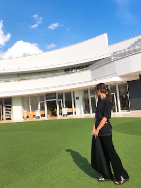 「Acne Studios（アクネストゥディオズ）のアイテム（Tシャツ/カットソー、ブラック系）」を使った、ねぎさん（レディース・160cm）の冬コーディネート