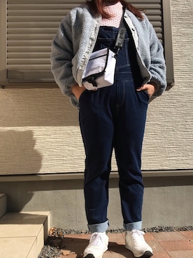 「ゴリラ女子」｜「アイテム（サロペット/オーバーオール）」を使った、あんちゃんさん（レディース・170cm）の冬コーディネート