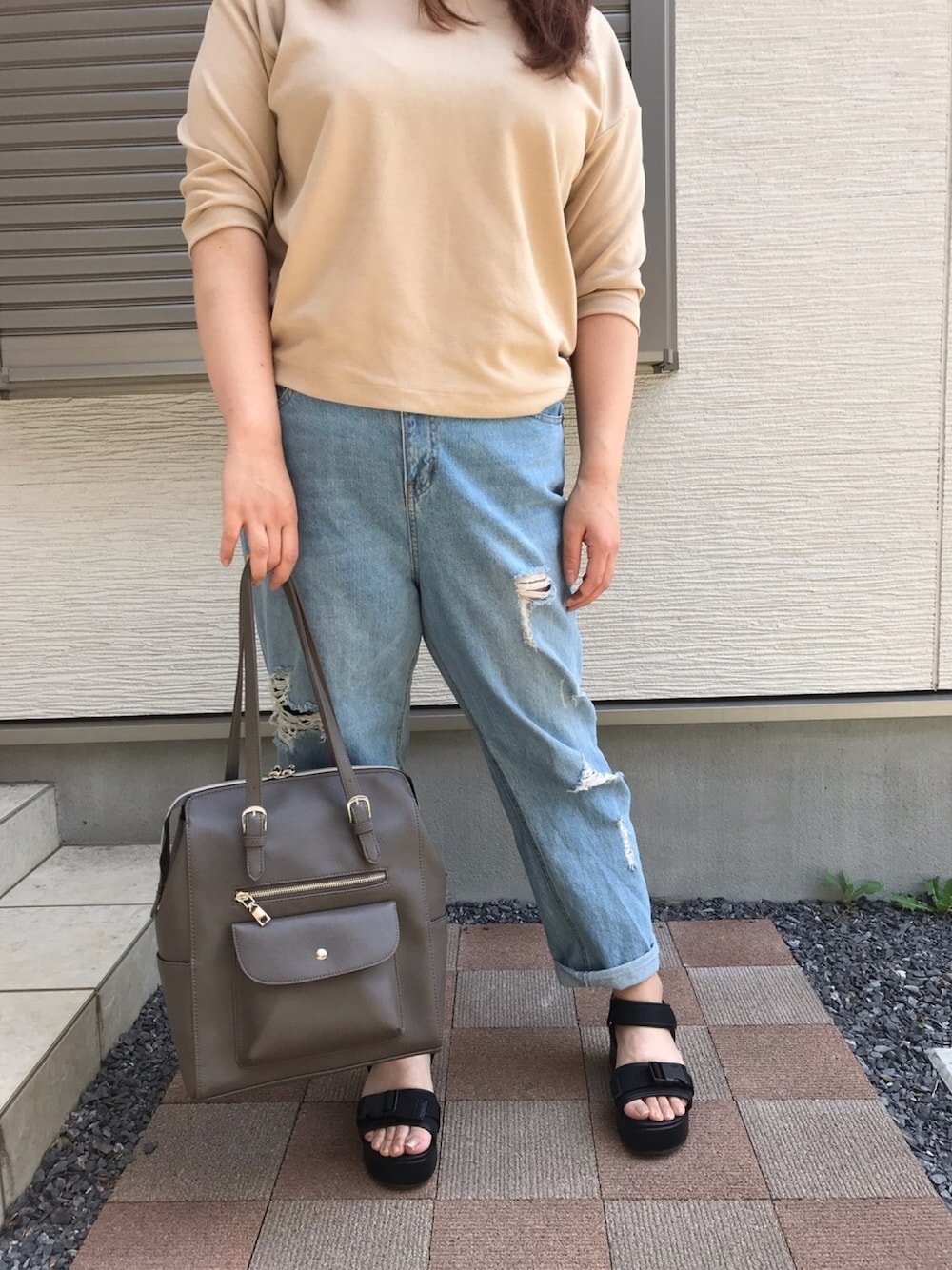 「プラスサイズ、大柄女子、ゴリラ女子、今日のコーデ、しまむら、UNIQLO、アベイル」｜「UNIQLOのミラノリブプルオーバー（7分袖）（Tシャツ/カットソー、ベージュ系）」を使った、あんちゃんさん（レディース・170cm）の春コーディネートの1枚目の写真