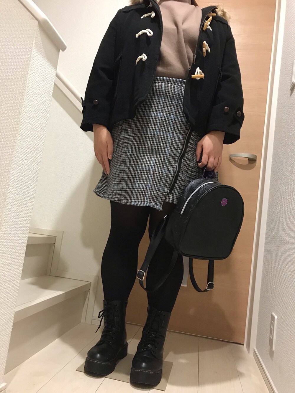 「大柄女子、ゴリラ女子、プラスサイズ、しまむら、アベイル、プチプラコーデ」｜「しまむらのアイテム（スウェット、ブラウン系）」を使った、あんちゃんさん（レディース・170cm）の秋コーディネートの1枚目の写真