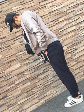 「HYKE」｜「アイテム（ブルゾン）」を使った、のりのりおさん（メンズ・175cm）の春コーディネート