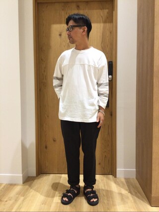 sugisugimoto使用「coen（USAコットンフットボール7分袖ラインTシャツ#）」的時尚穿搭