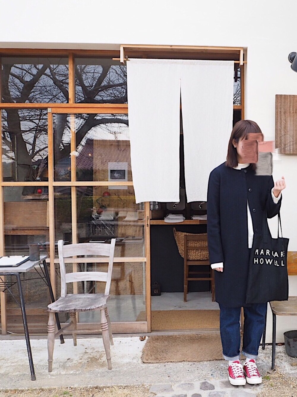「シンプルコーデ、カジュアル、休日スタイル、冬、ootd」｜「無印良品のアイテム（チェスターコート、ブルー系）」を使った、_さん（レディース・165cm）の冬コーディネートの1枚目の写真