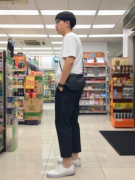「MONKI（モンキ）のアイテム（バッグ）」を使った、Ansonpさん（メンズ・170cm）の秋コーディネート