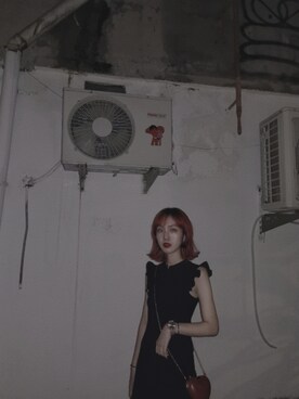 「Switch（スウィッチ）のアイテム」を使った、小辣娇さん（レディース・164cm）の秋コーディネート