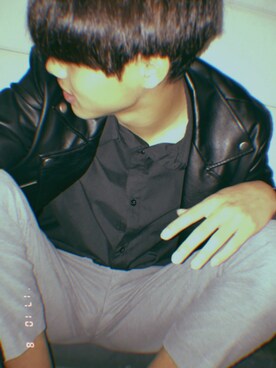 「韓国」｜「アイテム（ライダースジャケット）」を使った、こうきさん（メンズ・176cm）の秋コーディネート