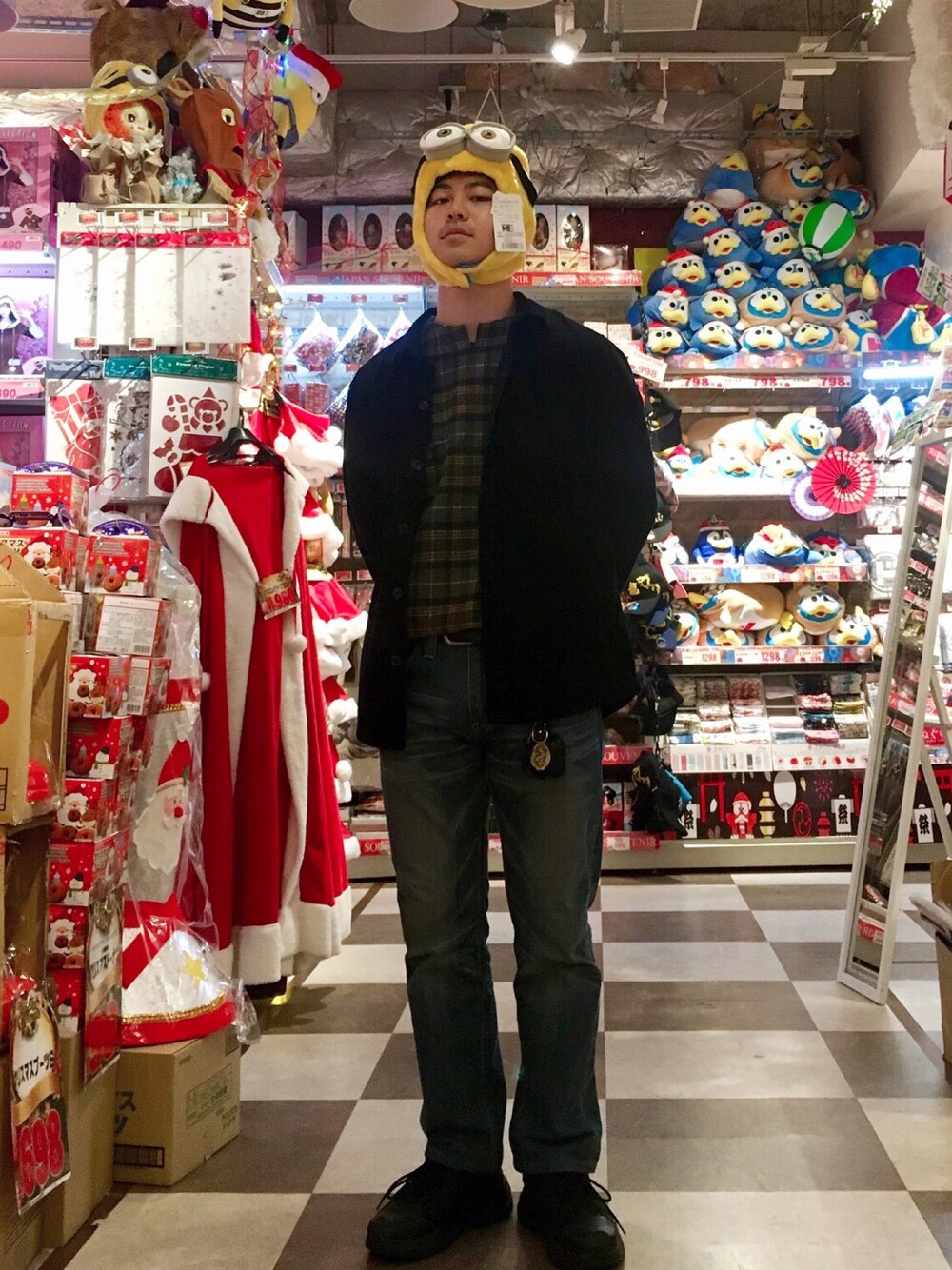 「korean、korean fashion、koreanstyle、Japan、fukuoka、donki、tenjin、minions、socute」｜「Barbourのアイテム（その他アウター、ブラック系）」を使った、HHYS_404H0Tさん（メンズ・176cm）の秋コーディネートの1枚目の写真