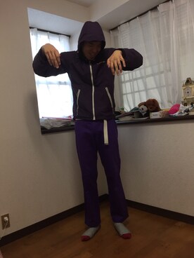「wearhalloween2017」｜「アイテム（マウンテンパーカー）」を使った、カフェ　さん（メンズ・188cm）の秋コーディネート