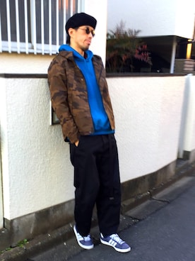 「丸サングラス」｜「アイテム（ジャケット/アウター）」を使った、カフェ　さん（メンズ・188cm）の冬コーディネート