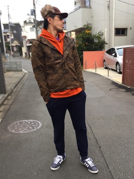 「丸サングラス」｜「アイテム（ジャケット/アウター）」を使った、カフェ　さん（メンズ・188cm）の冬コーディネート
