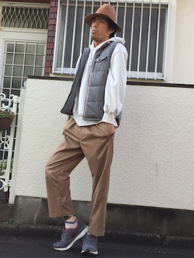 「ビエラギャバワイドスラックス」｜カフェ　さん（メンズ・188cm）の秋コーディネート