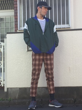 「チョコ色に染まれ」｜「アイテム（ナイロンジャケット）」を使った、カフェ　さん（メンズ・188cm）の冬コーディネート