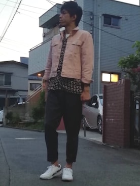 「クルーネックTシャツ」｜「アイテム（ジャケット/アウター）」を使った、カフェ　さん（メンズ・188cm）の春コーディネート