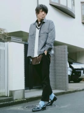 「スラックスパンツ」｜「アイテム（カバーオール）」を使った、カフェ　さん（メンズ・188cm）の冬コーディネート