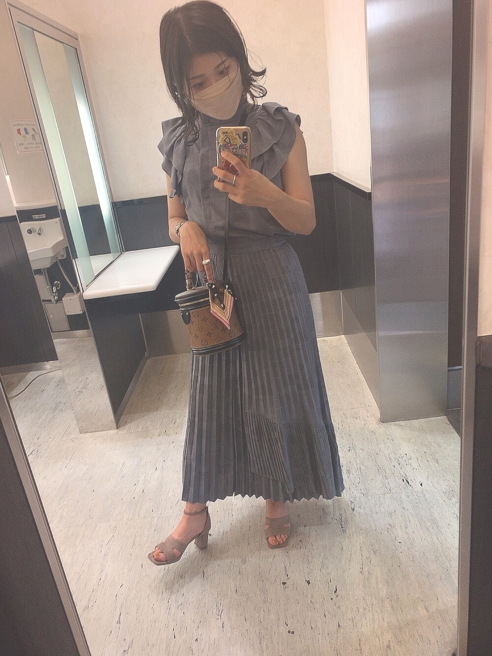 「夏コーデ、セットアップ、休日スタイル」｜「SNIDELのアイテム（サンダル、その他）」を使った、.nao.さん（レディース・154cm）の夏コーディネートの1枚目の写真