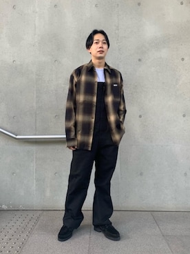 「UNIVERSAL OVERALL（ユニバーサルオーバーオール）のアイテム（サロペット/オーバーオール）」を使った、近藤 陵さん（メンズ・168cm）の夏コーディネート