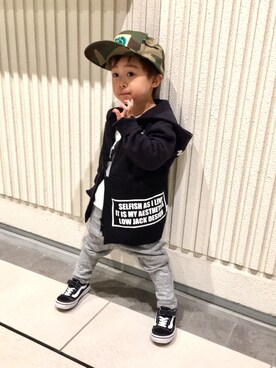 「オールドスクール」｜「アイテム（福袋/福箱）」を使った、MAOKICHIさん（キッズ・90cm）の秋コーディネート