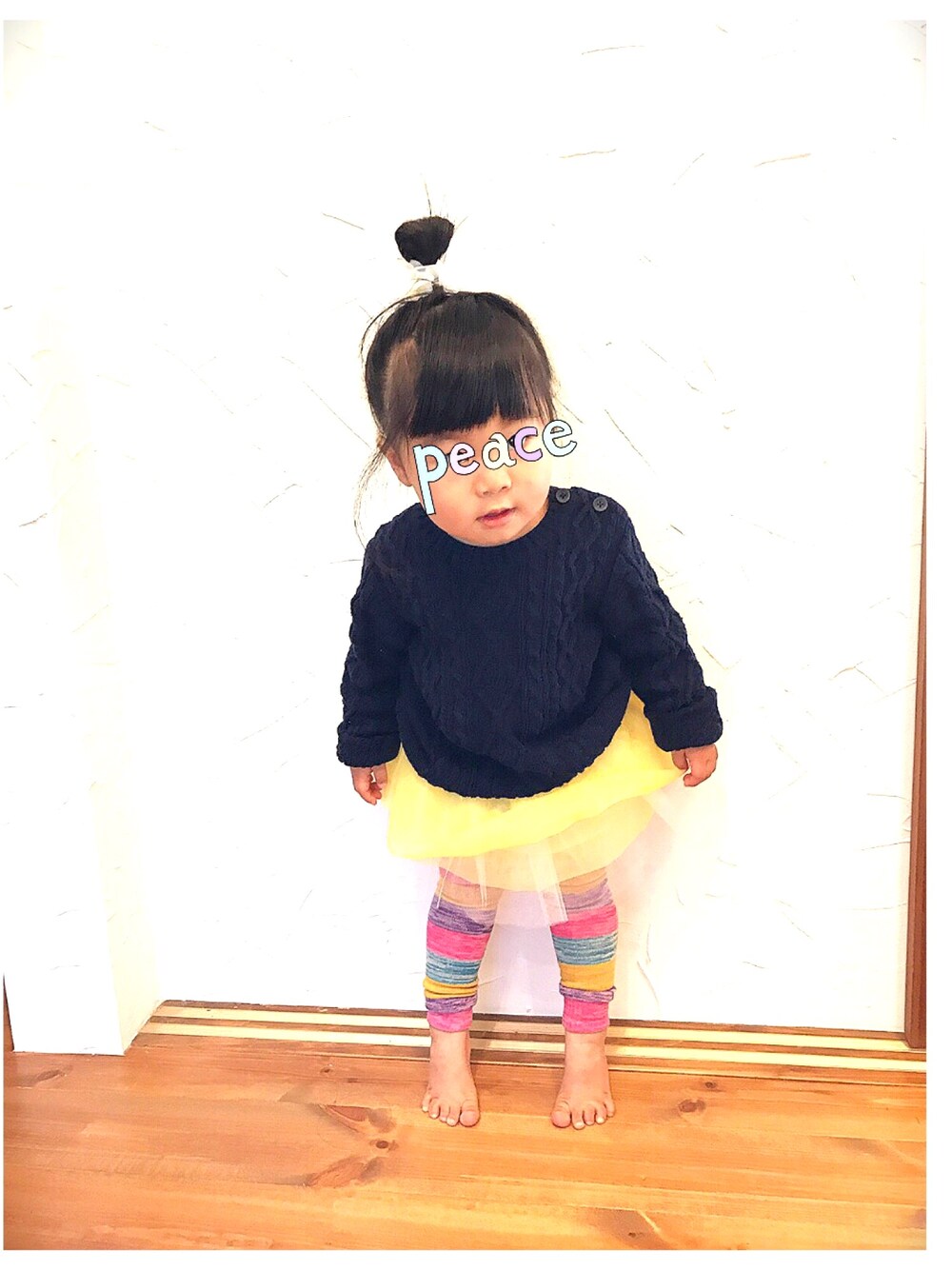 「キッズコーデ、2歳、2歳3ヶ月、女の子、プチプラ、冬、ニット、チュールスカート」｜「トイザらスのアイテム（ニット/セーター、ブルー系）」を使った、ひーとゆーさん（キッズ・80cm）の冬コーディネートの1枚目の写真