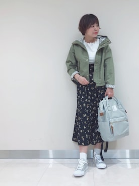 「Anello」｜「アイテム（マウンテンパーカー）」を使った、ari000ariさん（レディース・162cm）の春コーディネート