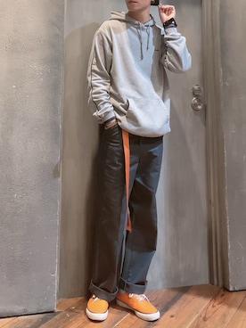 「VANS（バンズ）のアイテム（パーカー）」を使った、rokiさん（メンズ・172cm）の秋コーディネート