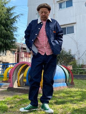 「UNIVERSAL OVERALL（ユニバーサルオーバーオール）のアイテム（デニムジャケット）」を使った、ザッキローニさん（メンズ・172cm）の春コーディネート