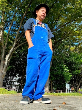「ロックT」｜「アイテム（オールインワン・サロペット）」を使った、ザッキローニさん（メンズ・172cm）の秋コーディネート